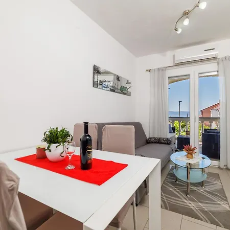 Apartment Grozdana *