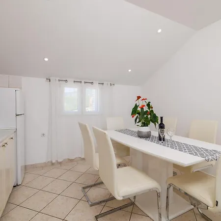 Grozdana Apartment Crikvenica